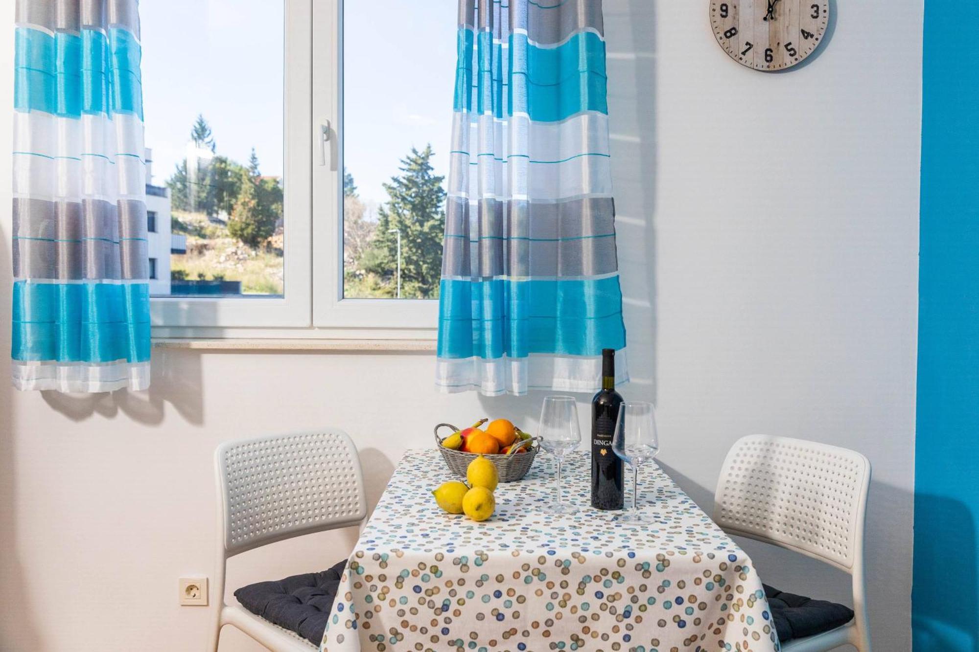 Apartment Easy